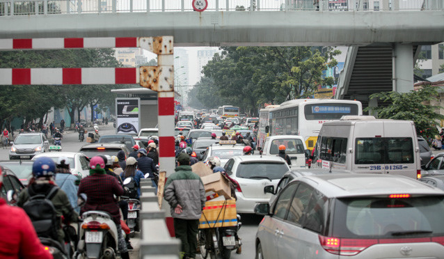 Tác hại của việc chạy - dừng liên tục đối với động cơ ô tô