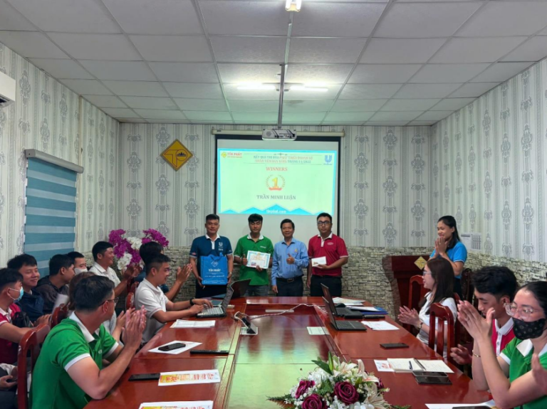 TÍN PHÁT - KHEN THƯỞNG KHỐI KINH DOANH THÁNG 11/2025